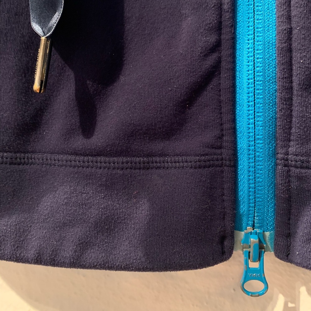 🍋lululemon jacket - Picture 3 of 6